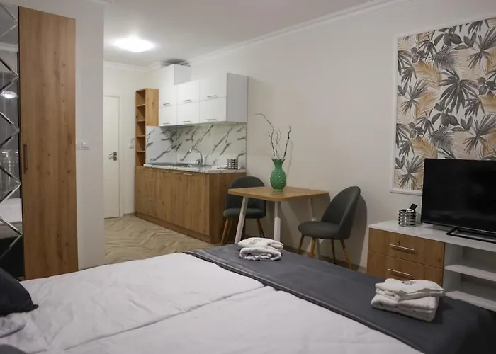 Valencia Gardens Luxury Apartments