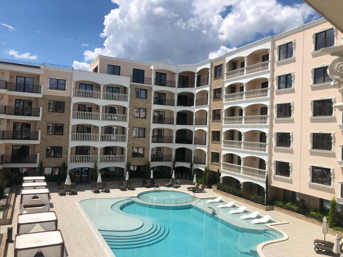 Valencia Gardens Luxury Apartment Nesebar